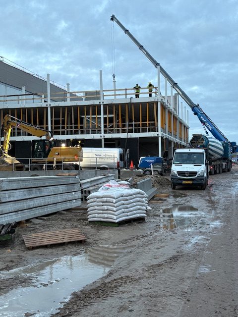 Nieuwbouw bedrijfshal